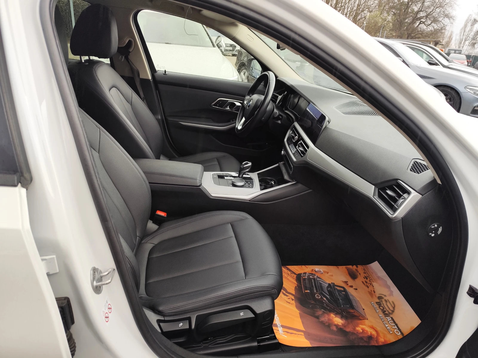 BMW 330 e xDrive* PLUG IN HYBRID* LED* ����* CARPLAY | Mobile.bg � ����������� 11