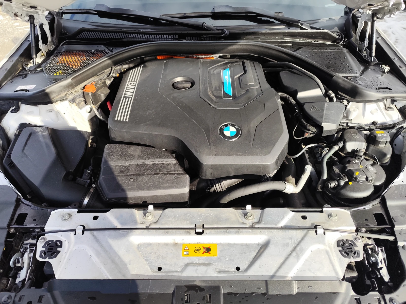 BMW 330 E* xDRIVE* 4x4* PLUG IN HYBRID* LED* ����* CARPLAY | Mobile.bg � ����������� 15