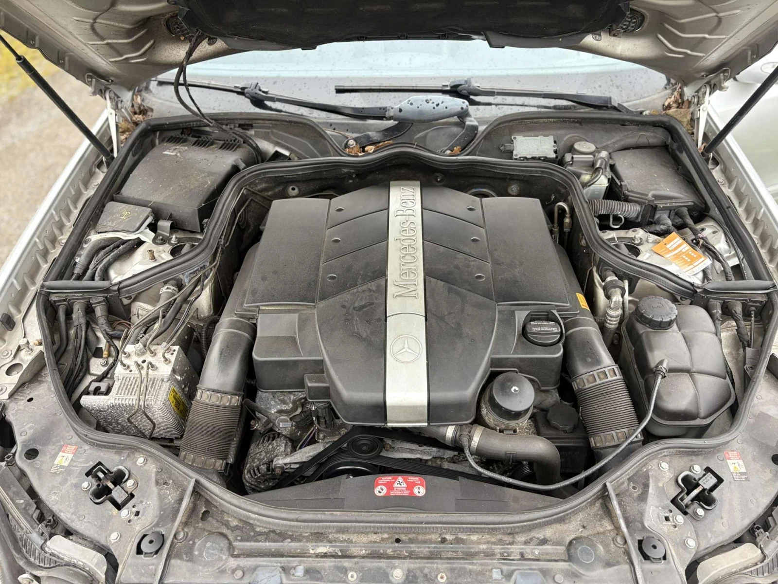 Mercedes-Benz E 320  - изображение 8