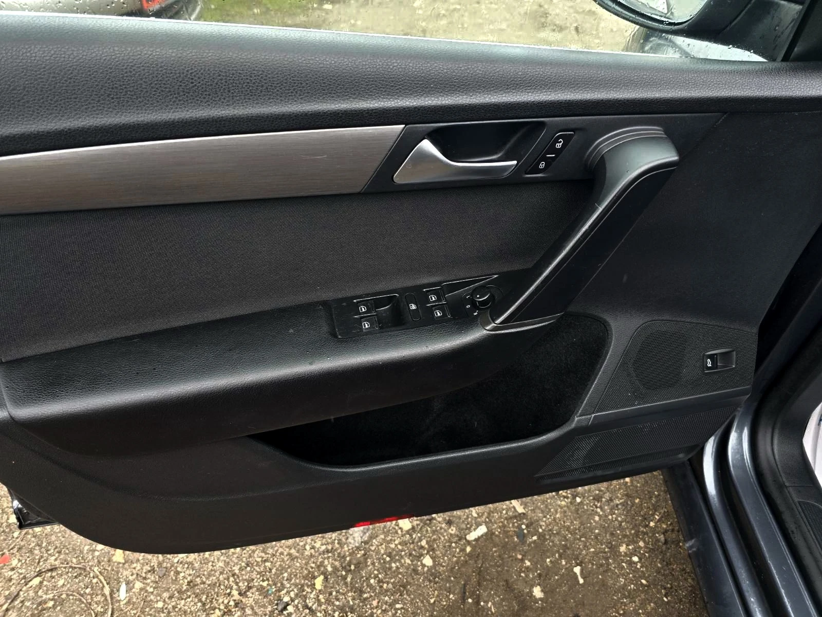 VW Passat 2.0TDI/Common Rail/HIGHLINE, снимка 8 - Автомобили и джипове - 53894714