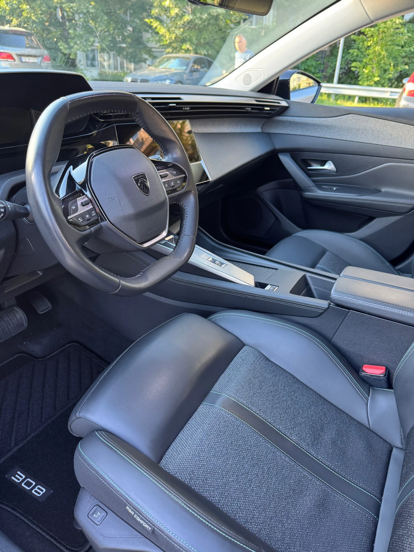 Peugeot 308 1.5 BlueHDi - EAT8 - Allure - Distronic - Keyless, снимка 9 - Автомобили и джипове - 54914618