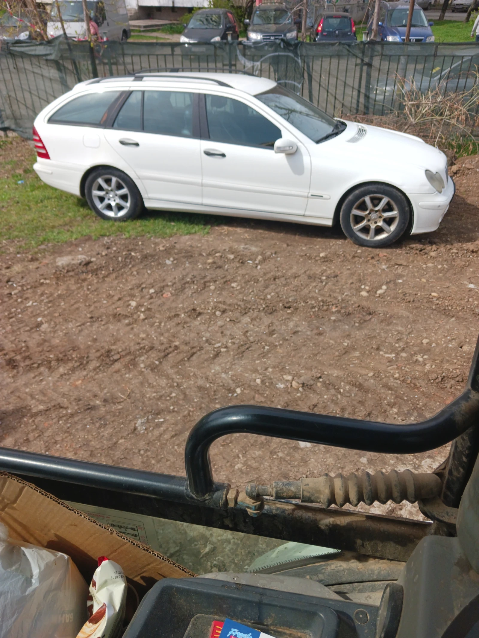 Mercedes-Benz 220, снимка 4 - Автомобили и джипове - 55175994