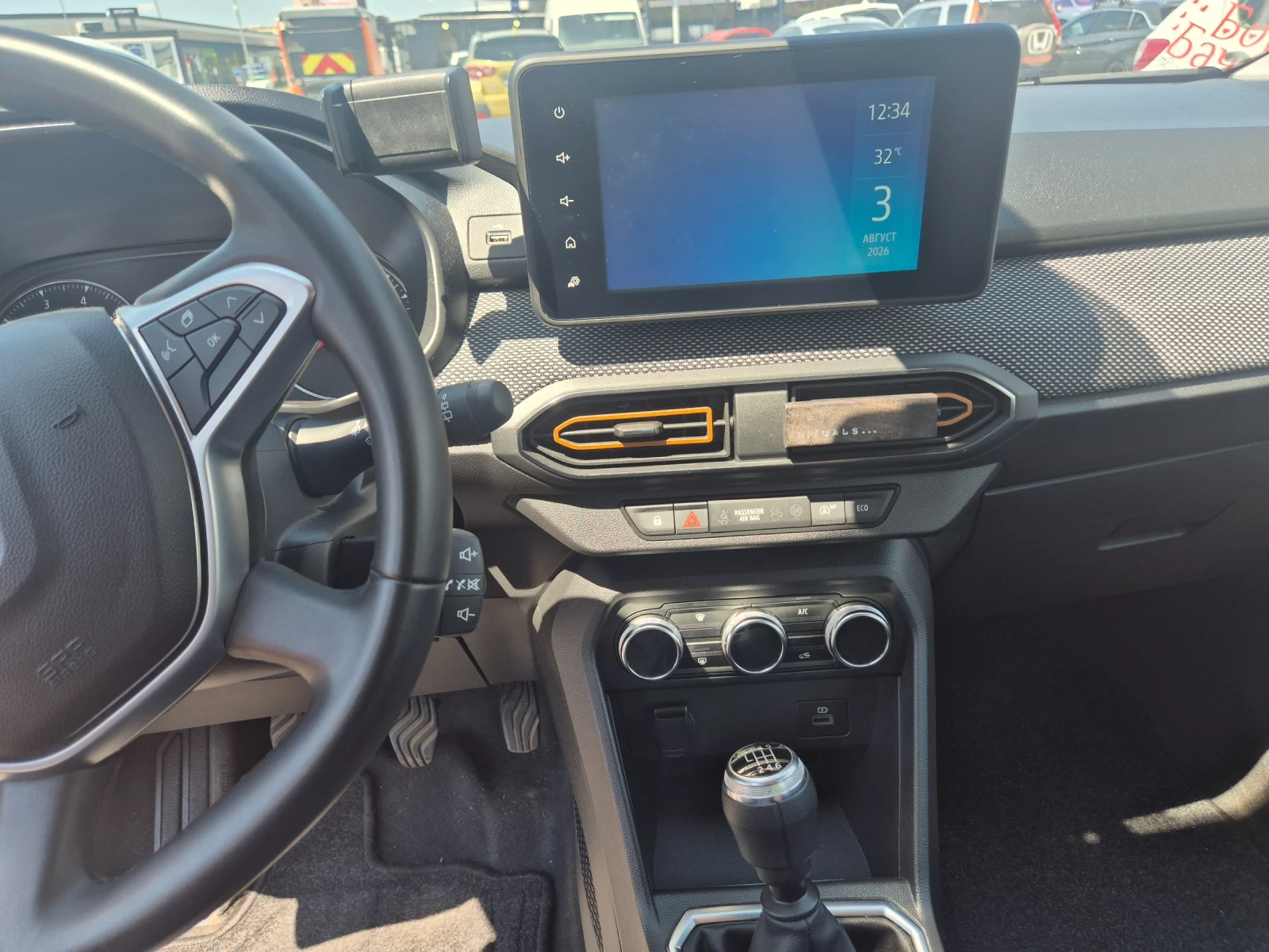 Dacia Sandero Stepway в гаранция!!! 27 000км, снимка 10 - Автомобили и джипове - 55615626
