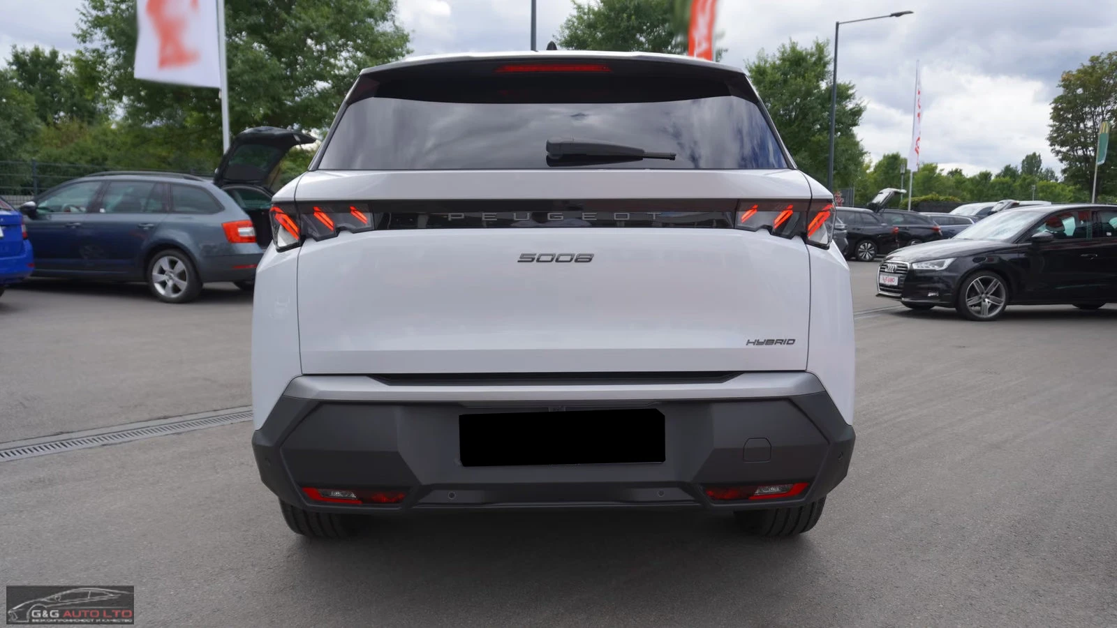 Peugeot 5008 HEV/145HP/7S/MATRIX/ACC/CAM/NAVI/CPLAY/631q, снимка 5 - Автомобили и джипове - 55753076