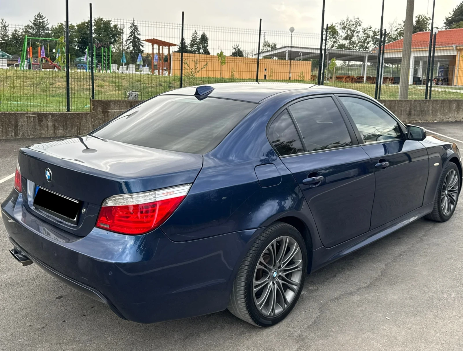 BMW 530 d M Sport/HeadUP, снимка 6 - Автомобили и джипове - 55791068