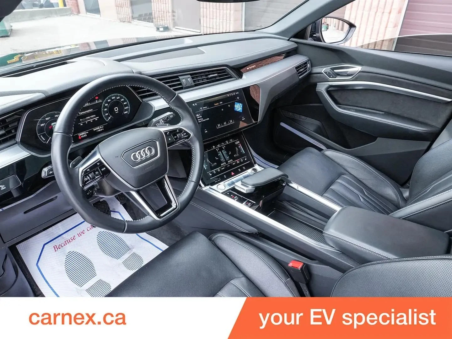 Audi E-Tron 55 Quattro Technik AWD* HUD* 360* Bang&Olufsen, снимка 9 - Автомобили и джипове - 55944741