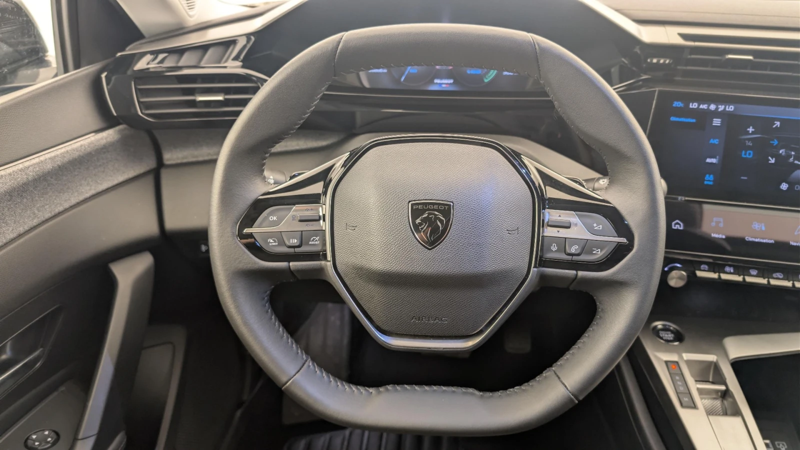 Peugeot 408 Allure - Hybrid, снимка 10 - Автомобили и джипове - 56161116