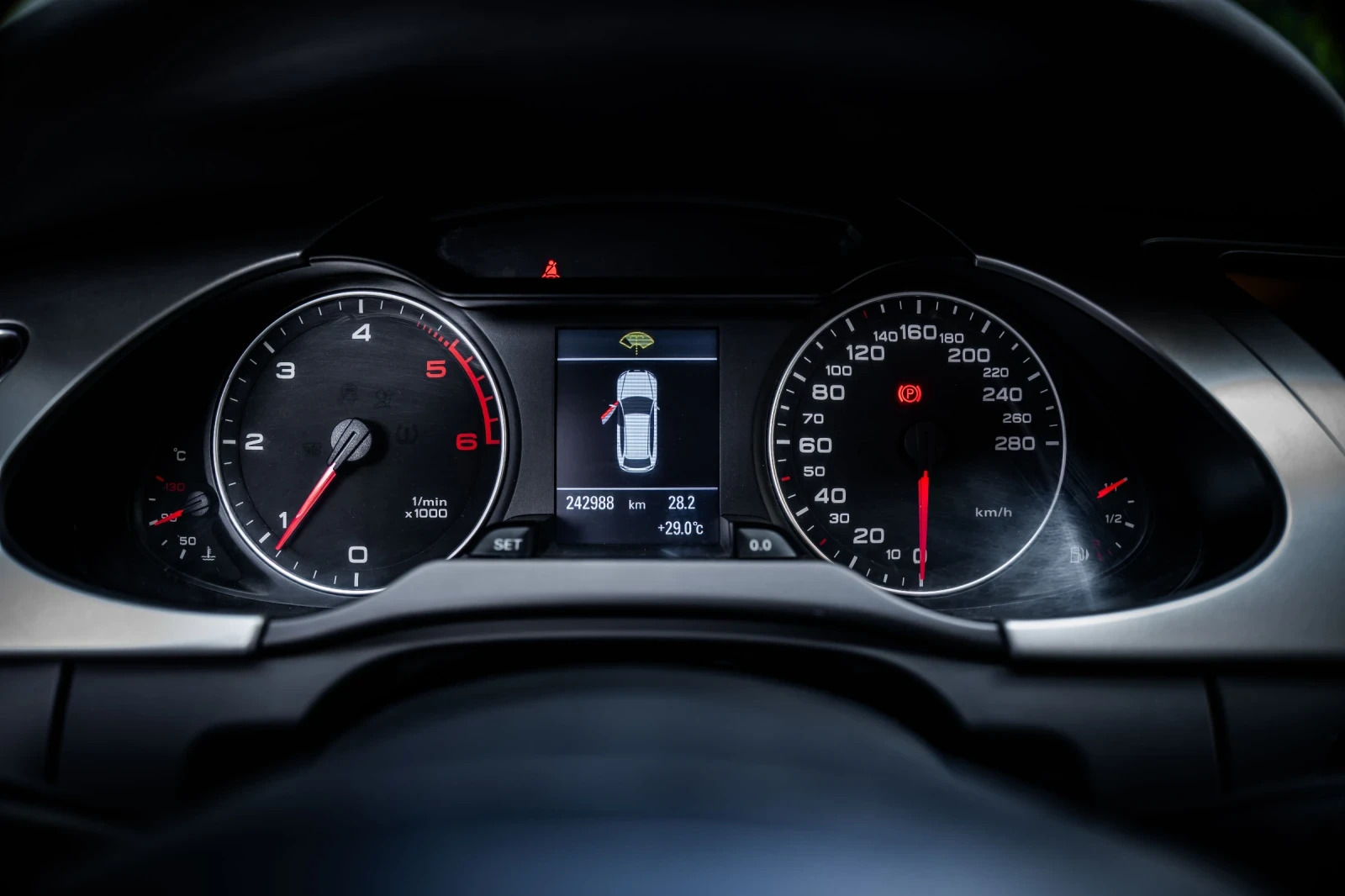 Audi A4, снимка 15 - Автомобили и джипове - 56261833