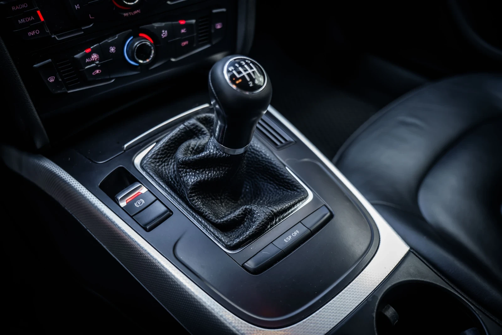 Audi A4, снимка 9 - Автомобили и джипове - 56261833
