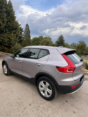 Volvo XC40 2.0 B3, снимка 3
