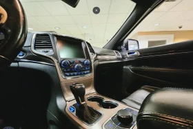 Jeep Grand cherokee OVERLAND* DISTRONIC* PANO* HEATED SEATS*  - 13400 € / 26208.12 лв. - 12185447 12