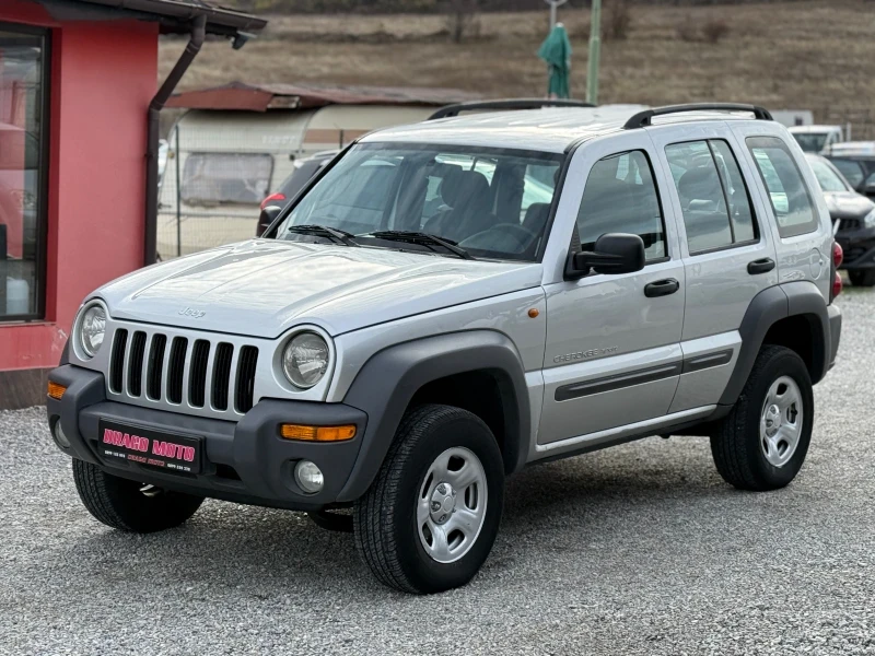 Jeep Cherokee 2.8CRD Автоматик! * БЪРЗИ И БАВНИ* * БЕЗ РЪЖДИ* , снимка 3 - Автомобили и джипове - 48042124