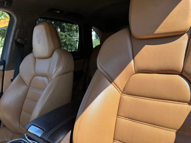 Porsche Cayenne Turbo , Distr, Burmester, снимка 14 - Автомобили и джипове - 52639228
