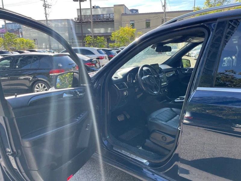 Mercedes-Benz GLE 400 AMG-line* 4M* Harman/Kardon* 360cam* Carplay* Пано, снимка 6 - Автомобили и джипове - 52355930