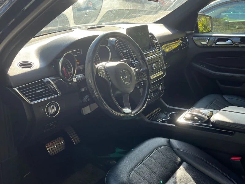 Mercedes-Benz GLE 400 AMG-line* 4M* Harman/Kardon* 360cam* Carplay* Пано, снимка 7 - Автомобили и джипове - 52355930