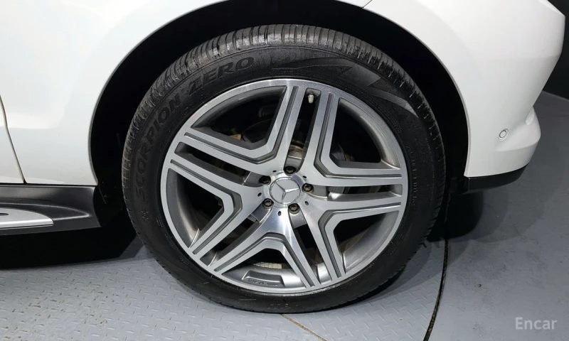 Mercedes-Benz ML 350, снимка 5 - Автомобили и джипове - 52802912