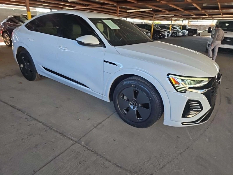 Audi Q8 Sportback e-tron S line Premium, снимка 2 - Автомобили и джипове - 53211924