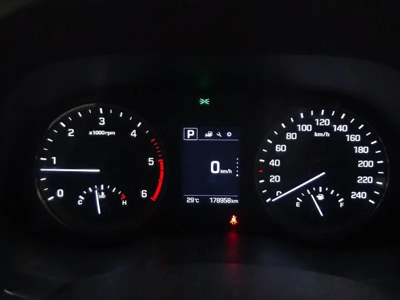 Hyundai Tucson 1.7 2WD MODERN | Mobile.bg � ����������� 8