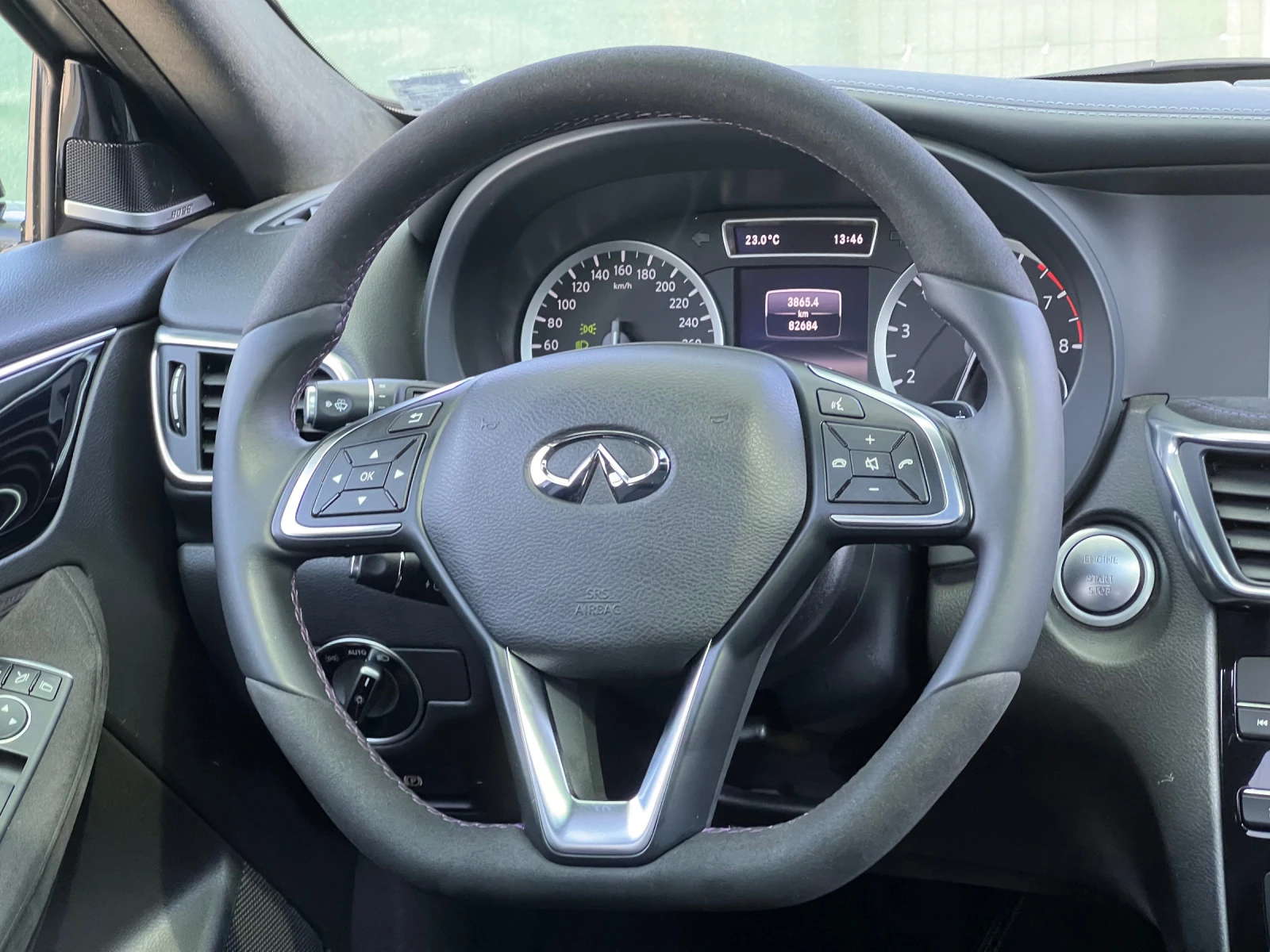 Infiniti Q30 S* 2.0i* BOSE* PANORAMA* KEYLESS* CAMERA - изображение 8