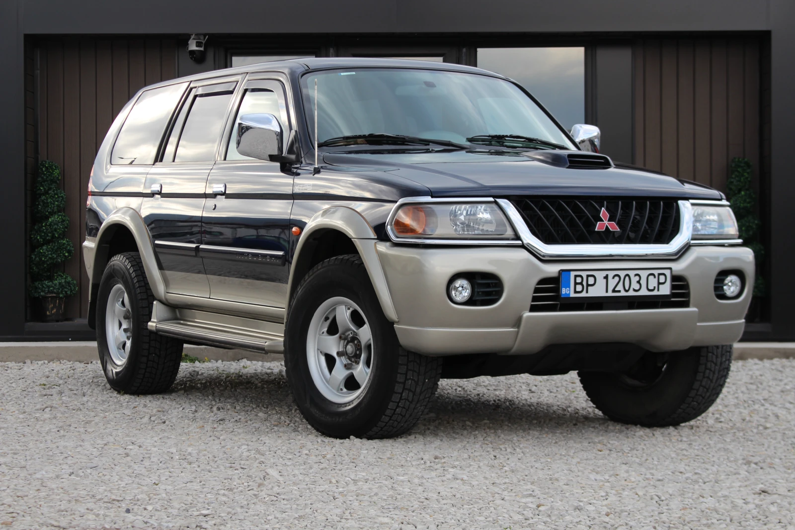 Mitsubishi Pajero sport 2.5 - изображение 3