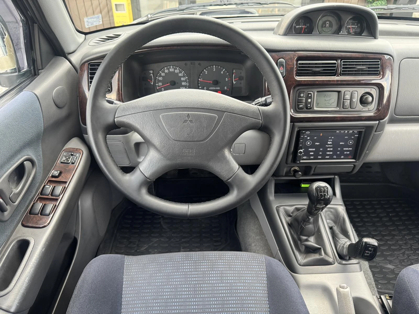 Mitsubishi Pajero sport 2.5 - изображение 9