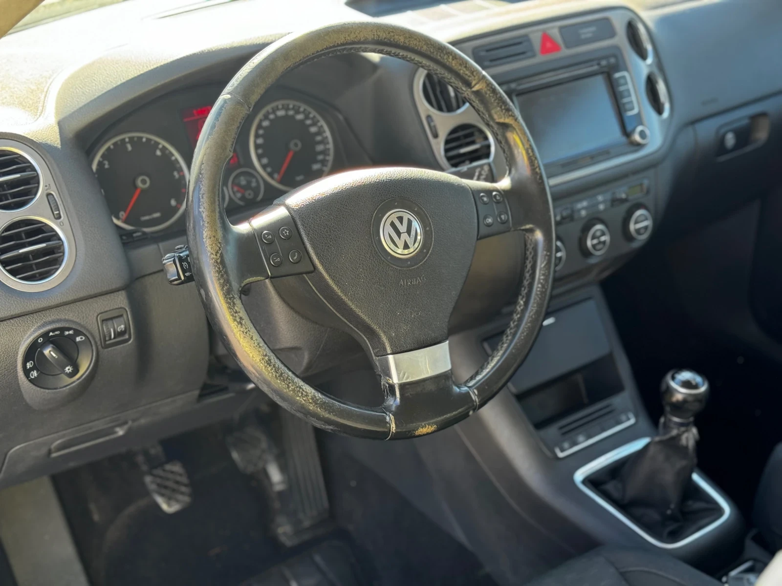 VW Tiguan 2.0TDI/4x4/140kc | Mobile.bg   14