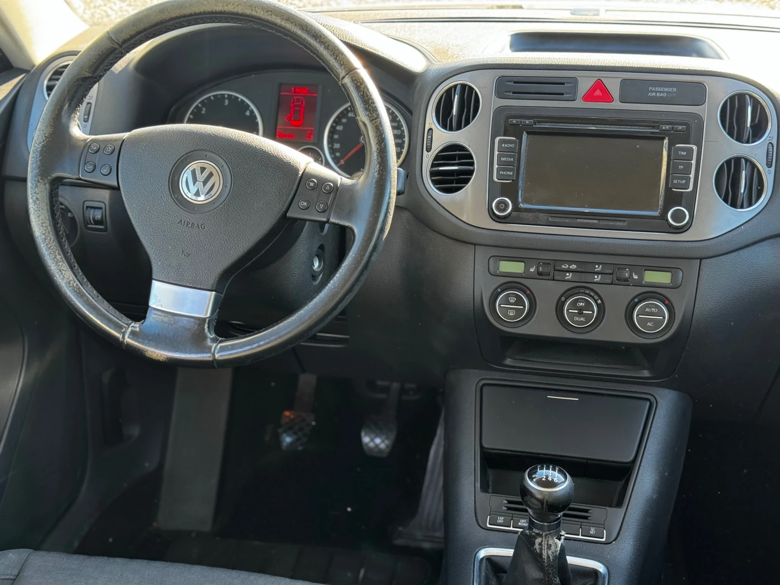 VW Tiguan 2.0TDI/4x4/140kc | Mobile.bg   15