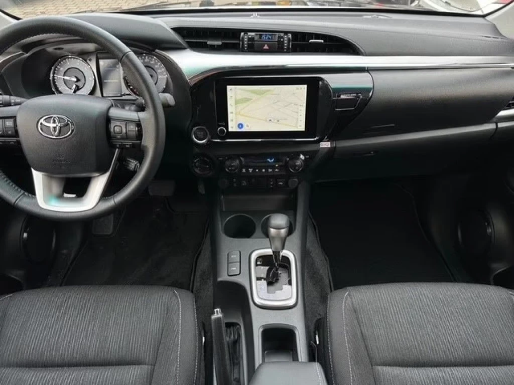 Toyota Hilux 4X4/150HP/COMFORT/CAM/KLESS/CPLAY/606g - изображение 6
