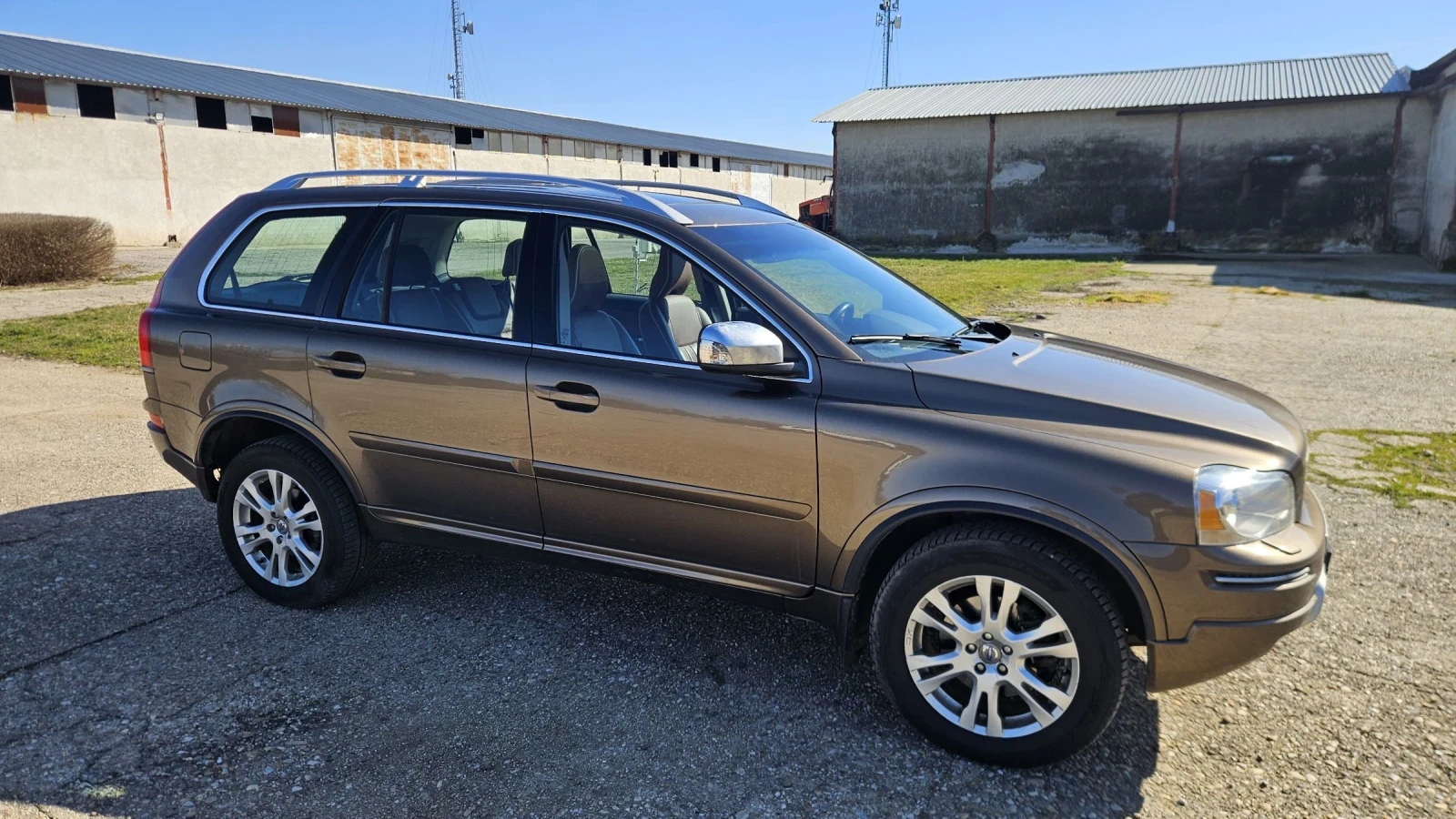 Volvo Xc90, снимка 3 - Автомобили и джипове - 52645533