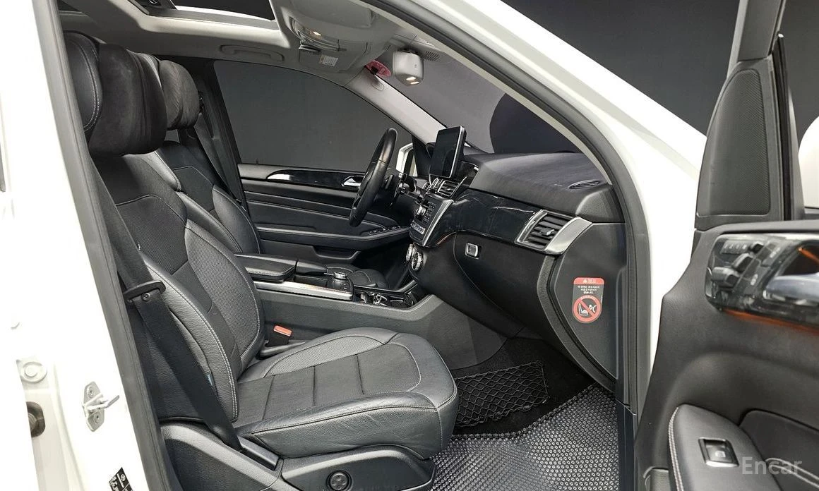 Mercedes-Benz ML 350  - изображение 10