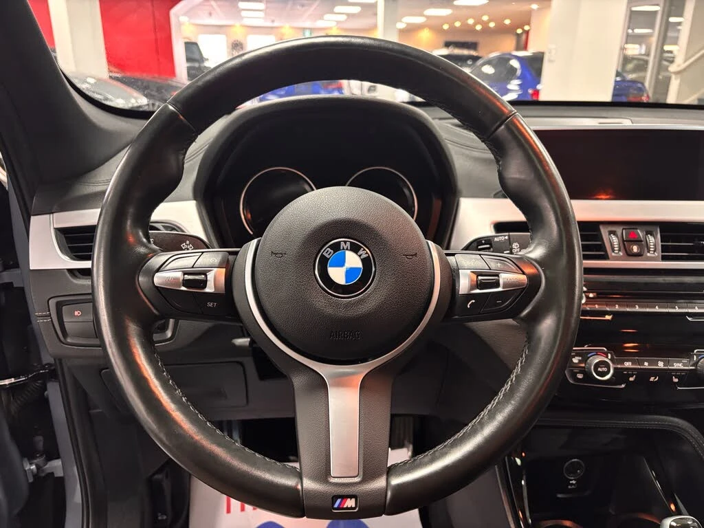 BMW X1 xDrive 28i* M-Pack* AMBIENT* PANORAMA* ПОДГРЕВ*  - изображение 9