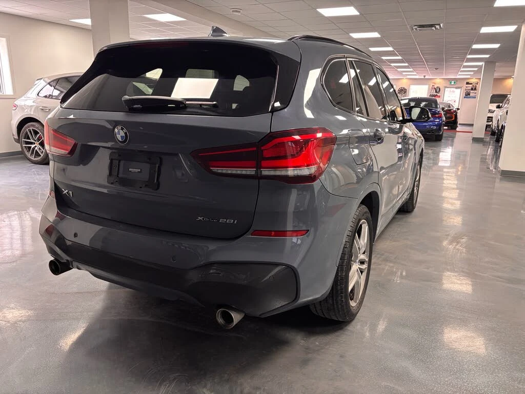 BMW X1 xDrive 28i* M-Pack* AMBIENT* PANORAMA* ПОДГРЕВ*  - изображение 4