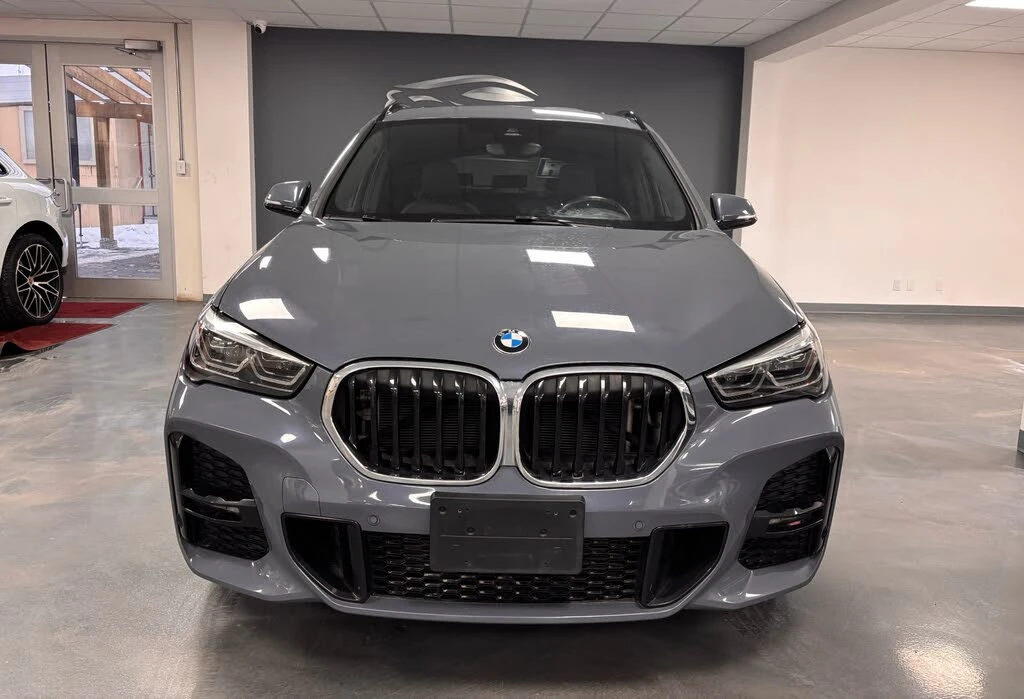 BMW X1 xDrive 28i* M-Pack* AMBIENT* PANORAMA* ПОДГРЕВ*  - изображение 5