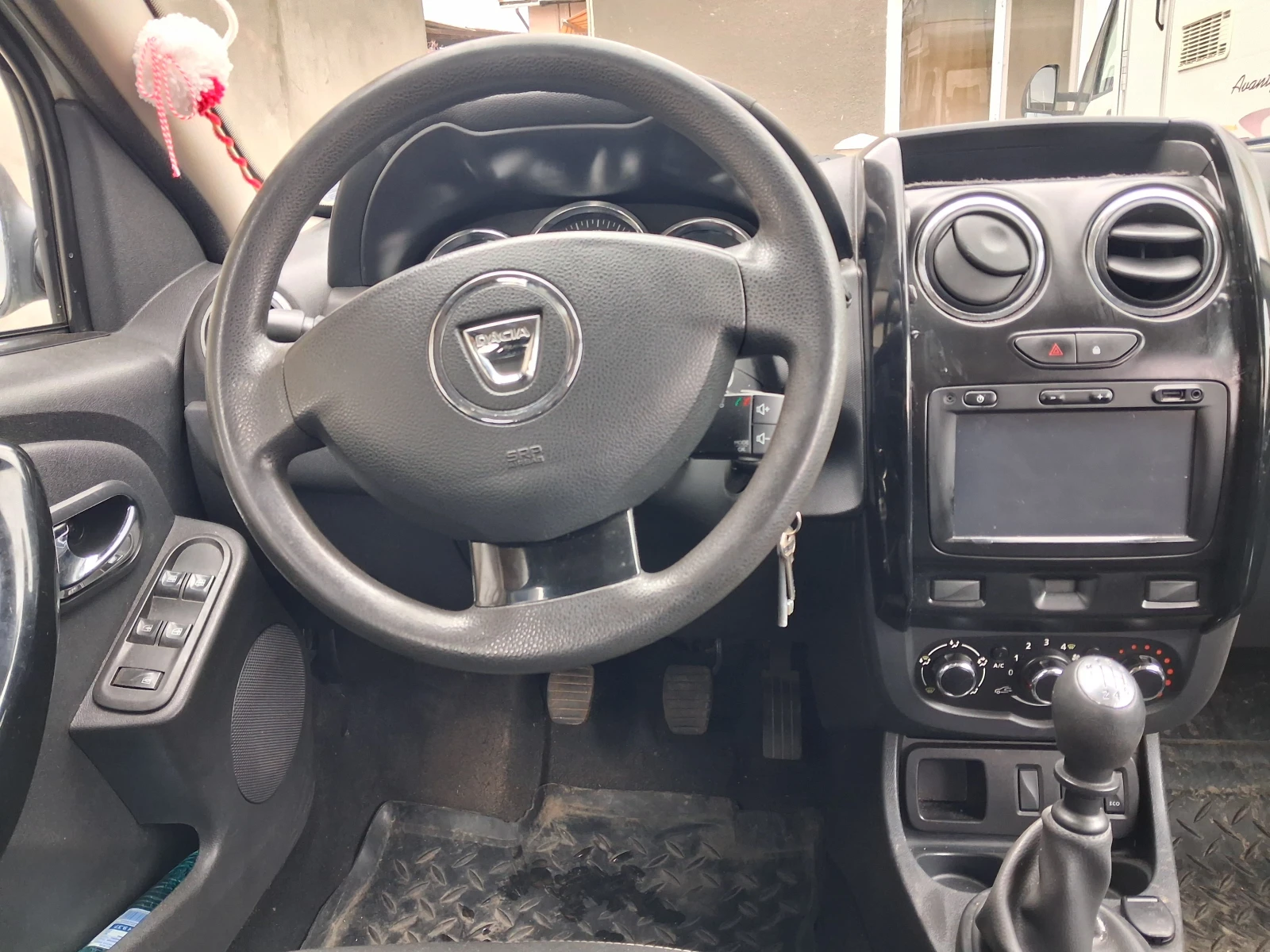 Dacia Duster 1500, снимка 14 - Автомобили и джипове - 54058573