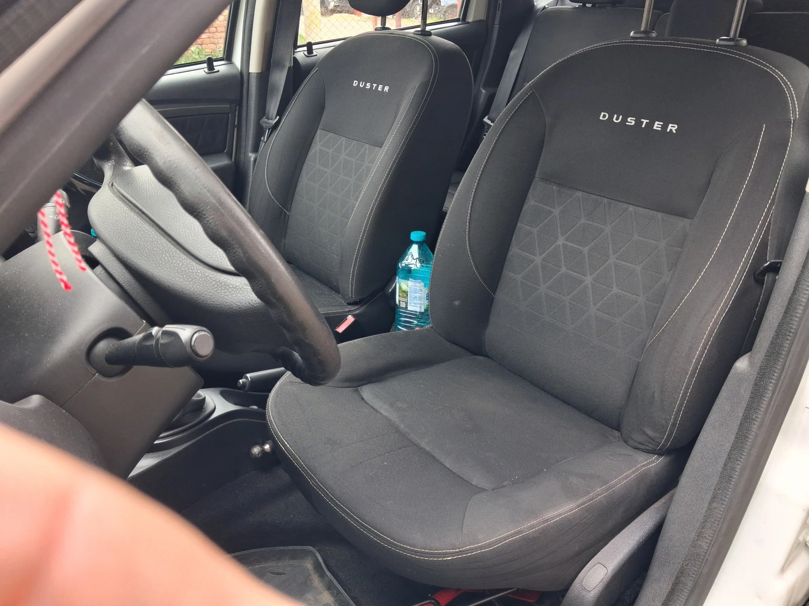 Dacia Duster 1500, снимка 12 - Автомобили и джипове - 54058573