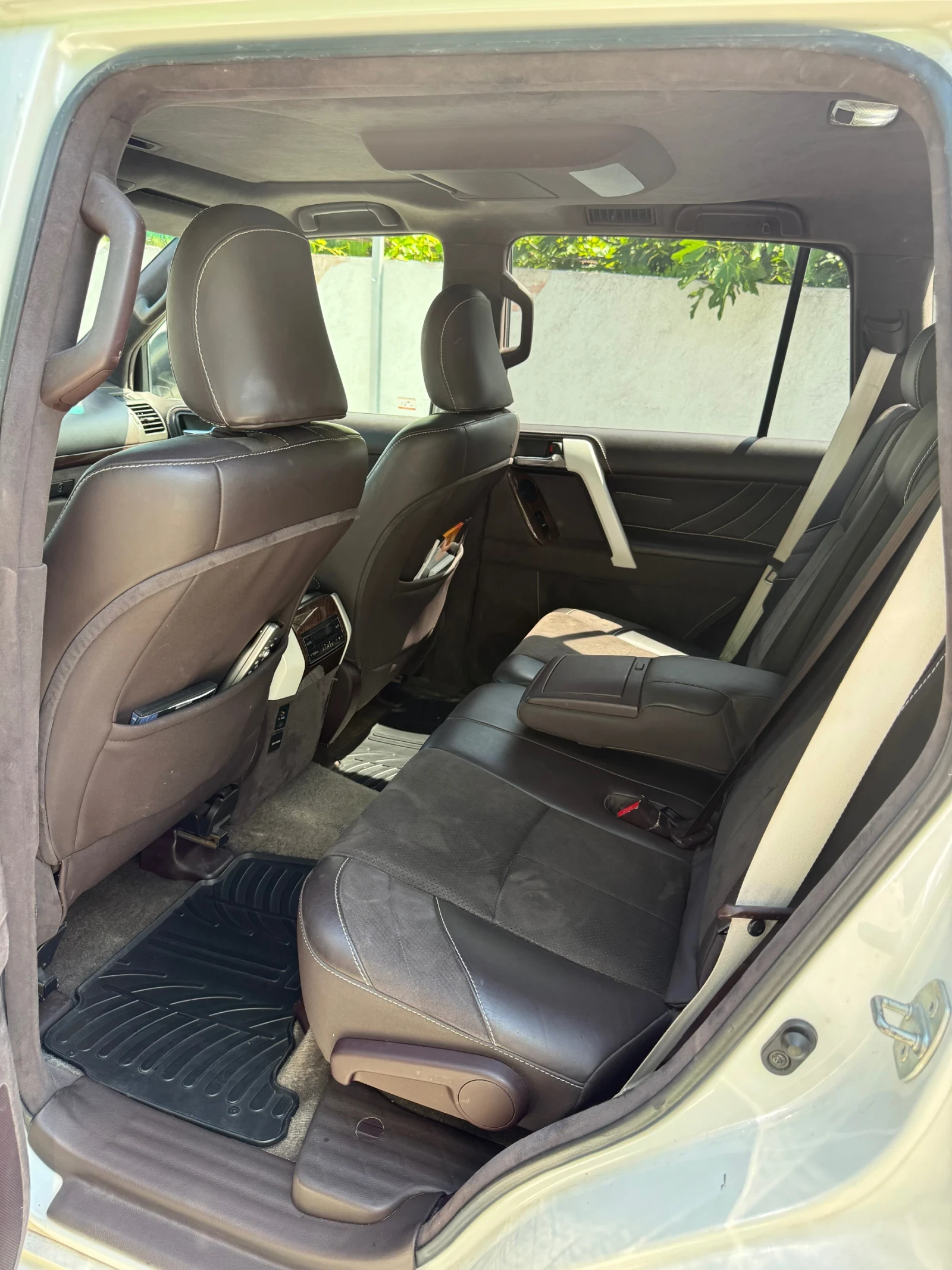 Toyota Land cruiser, снимка 16 - Автомобили и джипове - 54839398