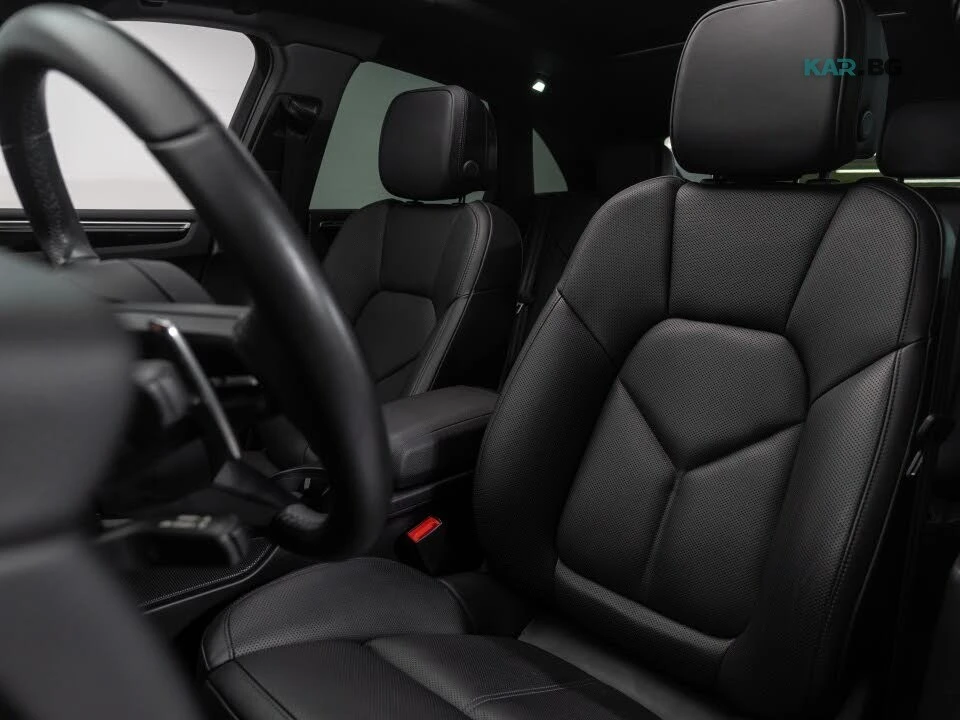 Porsche Macan АвтоКредит* (ЦЕНА ДО БГ), снимка 17 - Автомобили и джипове - 54947656