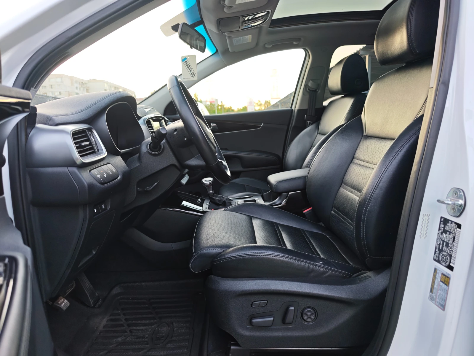 Kia Sorento EX, AWD, 7-SEATS, снимка 7 - Автомобили и джипове - 55534005