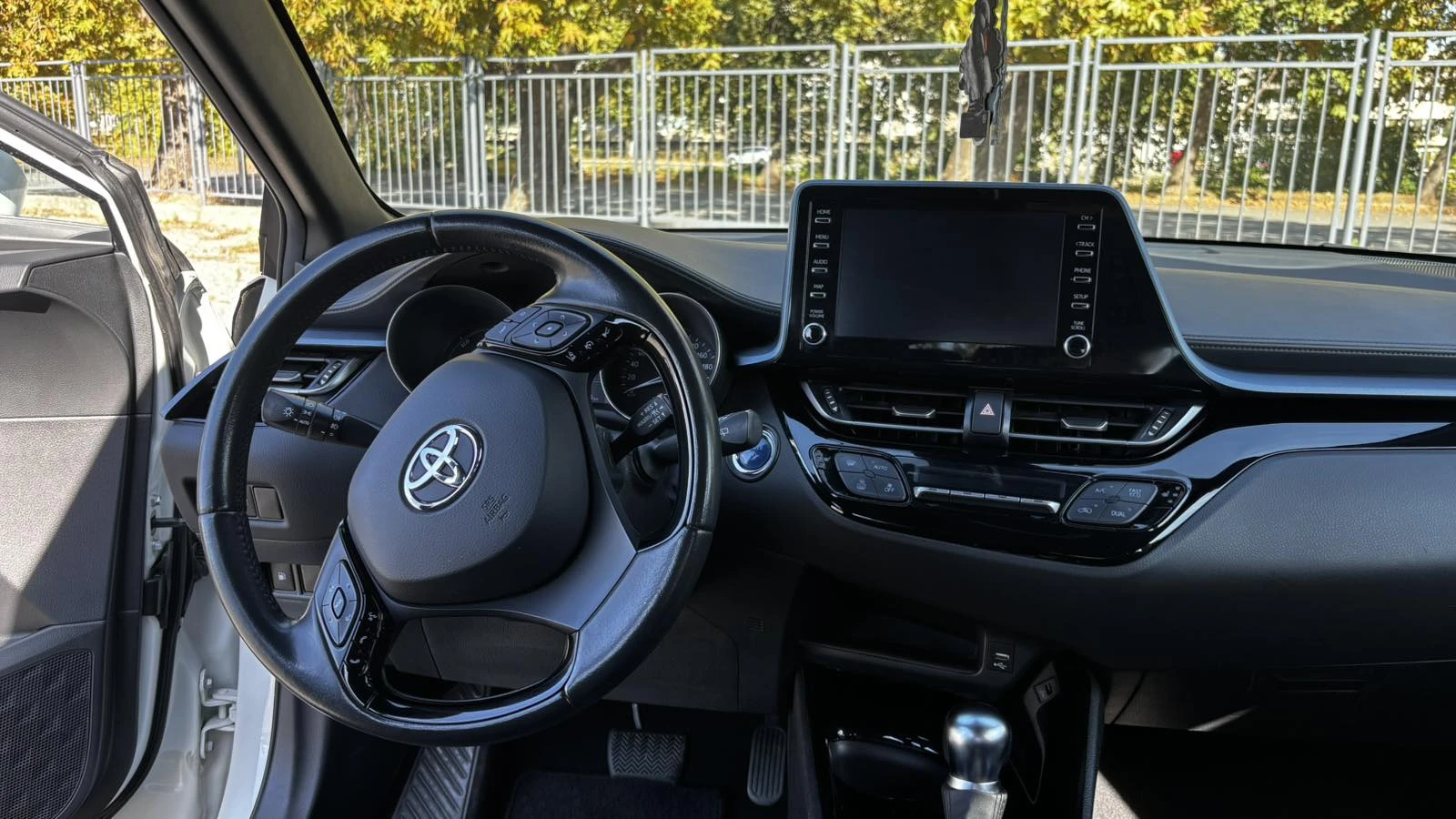 Toyota C-HR Trend / Facelift / ��������� / 2021 �. / ��� ���� | Mobile.bg � ����������� 14