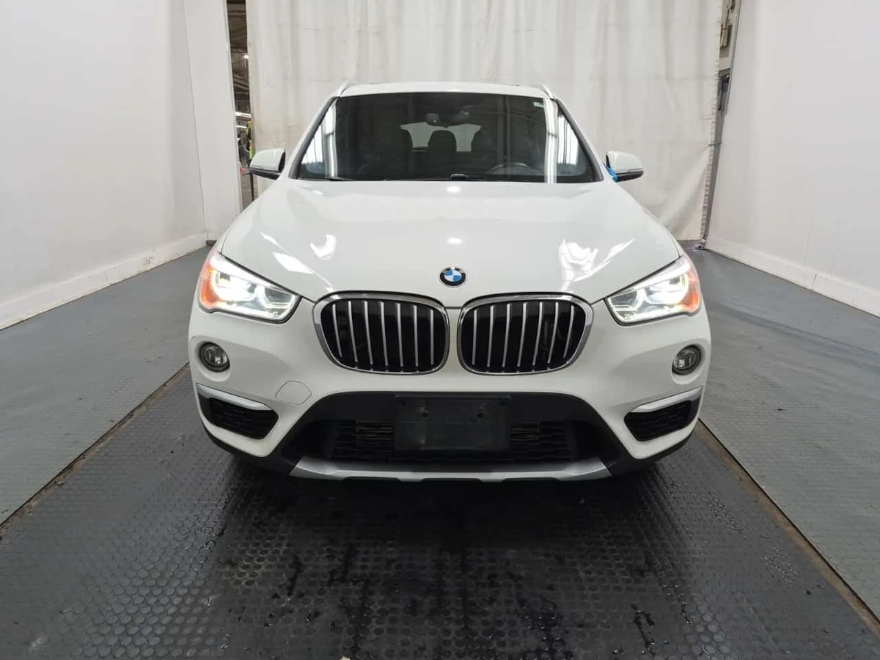 BMW X1 Awd 4dr Xdrive28i * CARFAX * ���������� *  | Mobile.bg � ����������� 17