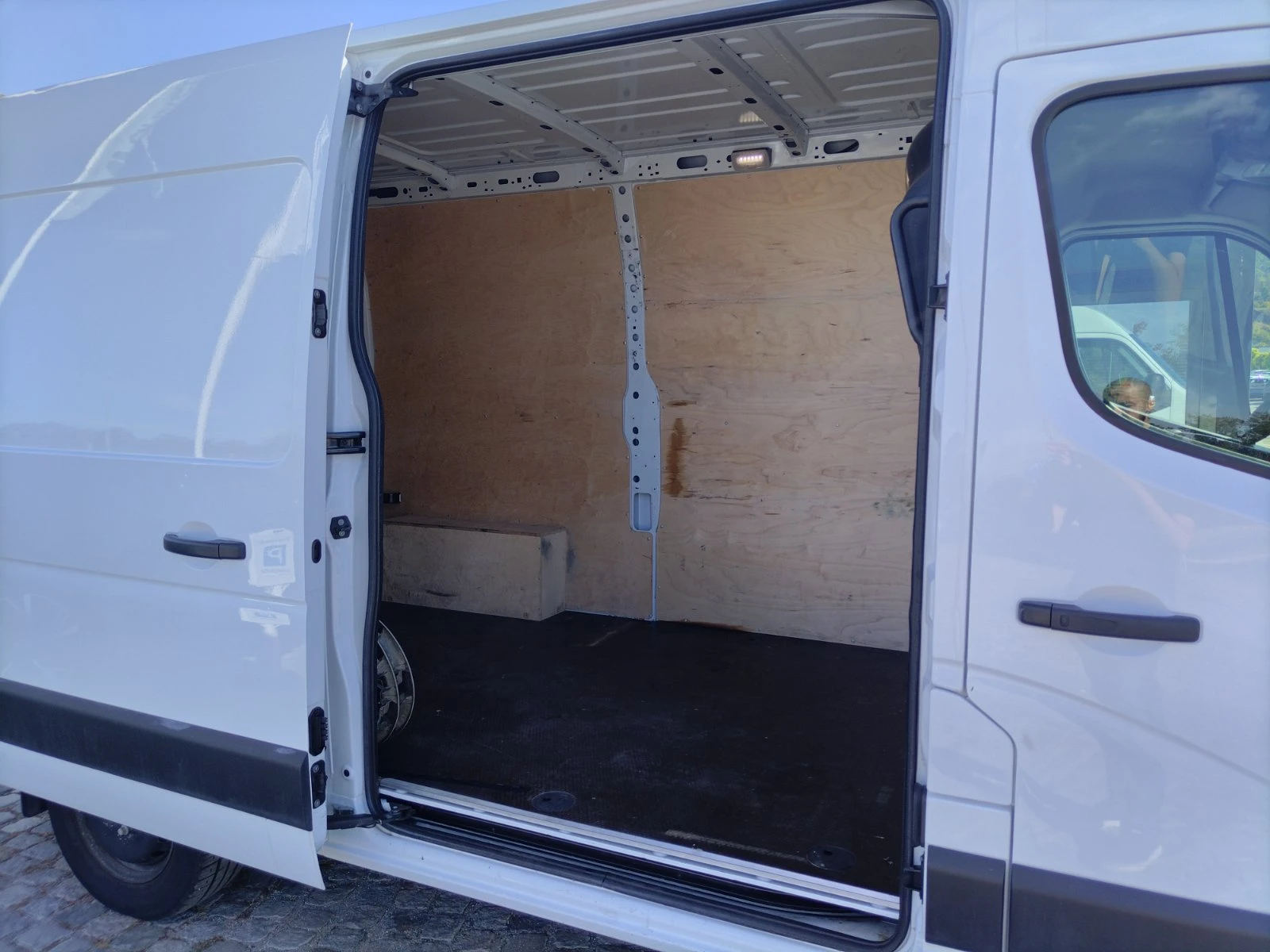 Renault Master 2.3dCi/150к.с./L2H2, снимка 16 - Бусове и автобуси - 56358222