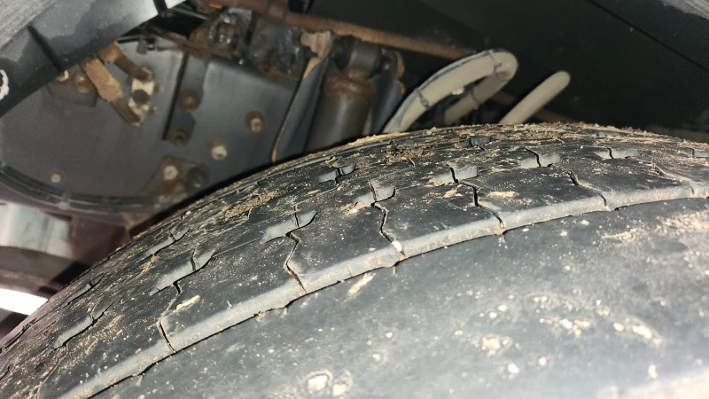 Volvo Fh С кран, снимка 7 - Камиони - 52890351