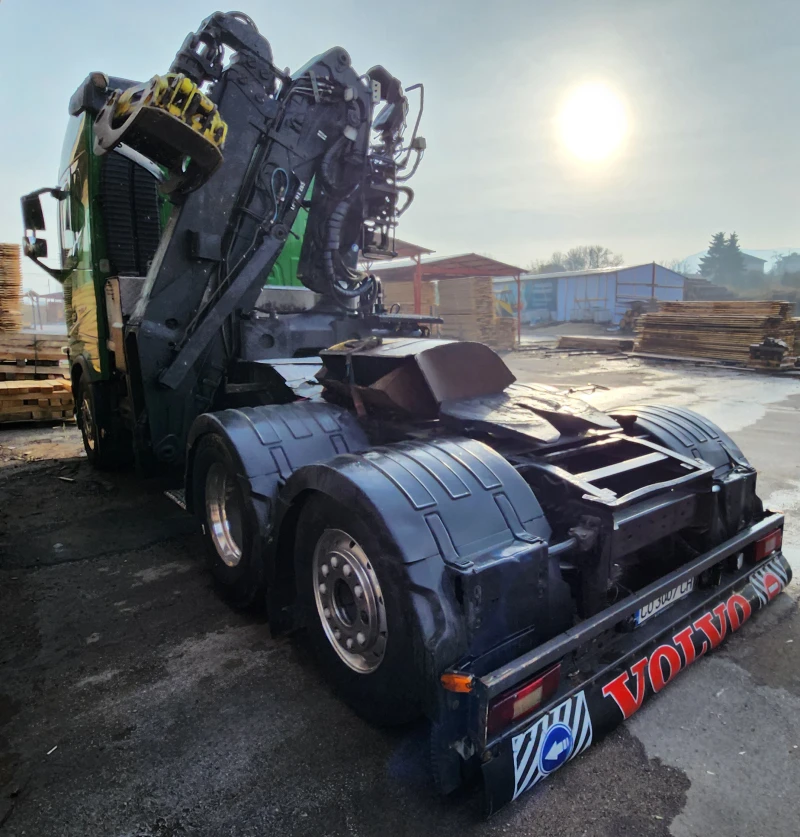 Volvo Fh С кран, снимка 3 - Камиони - 52890351