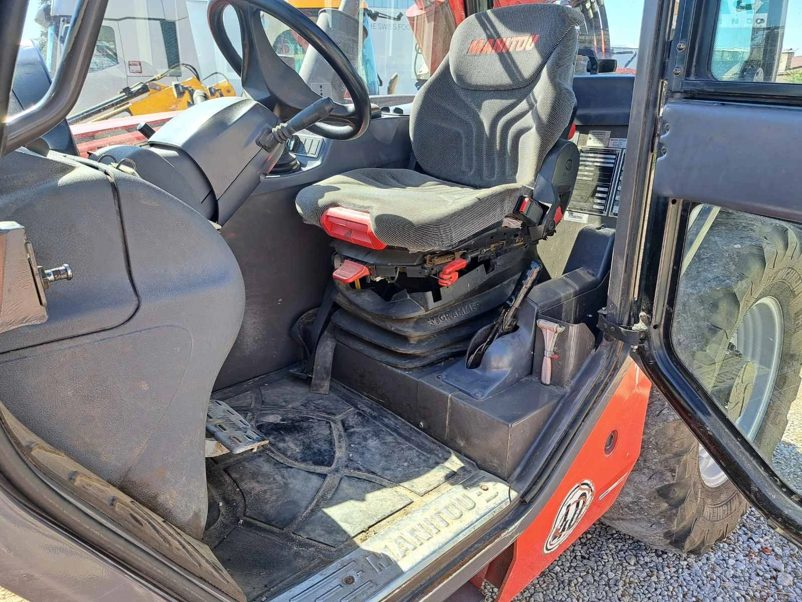   Manitou  | Mobile.bg   11