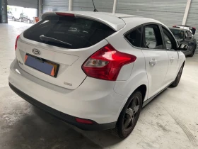 Ford Focus Focus 1.0 EcoBoost Titanium, снимка 2