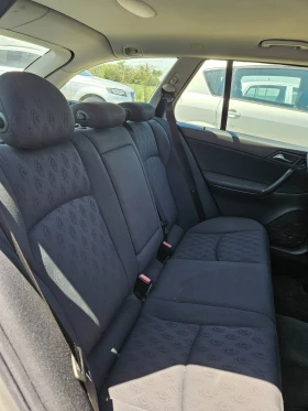Mercedes-Benz C 180 2.0 бензин - 4500 лв. - 70688048 5