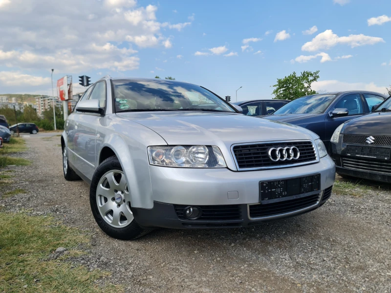 Audi A4 БЕЗУПРЕЧНА, снимка 3 - Автомобили и джипове - 47316562