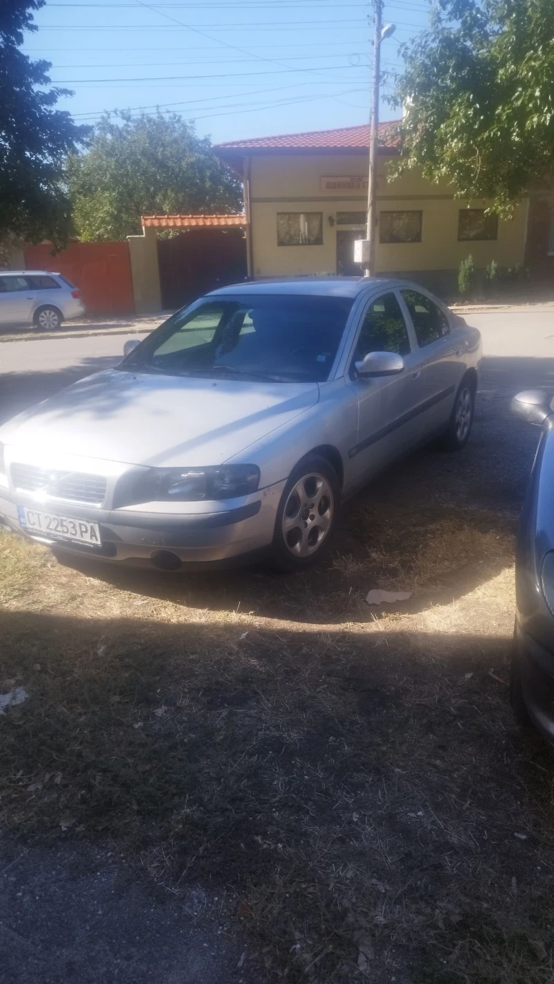 Volvo S60 2.4 D5, снимка 1 - Автомобили и джипове - 47446508