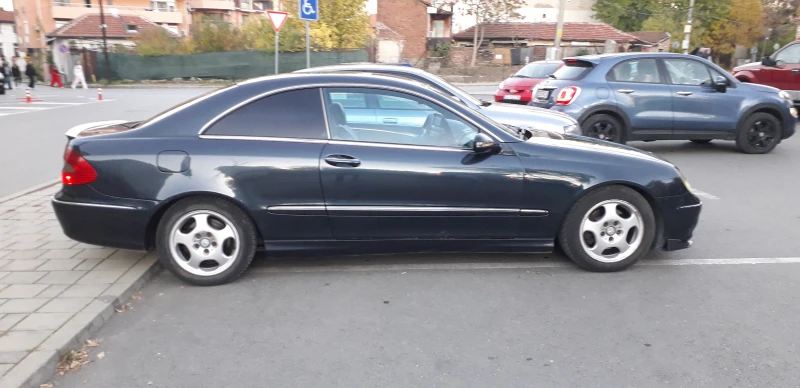 Mercedes-Benz CLK 270cdi, снимка 6 - Автомобили и джипове - 47816331