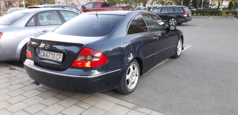 Mercedes-Benz CLK 270cdi, снимка 7 - Автомобили и джипове - 47816331